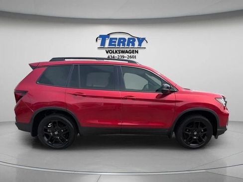 Used 2025 Honda Passport Black Edition image 1