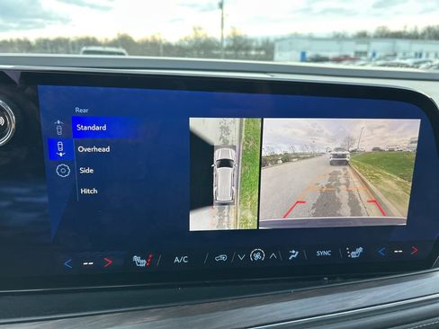 Used 2025 Chevrolet Tahoe LT image 8