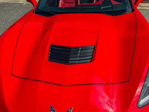 Used 2015 Chevrolet Corvette Stingray Coupe w/ 3LT Preferred Equipment Group RWD image 18