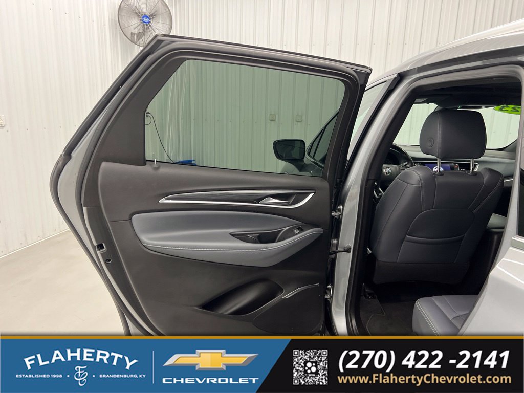 Used 2023 Buick Enclave Essence w/ Experience Buick Package AWD/4WD image 10