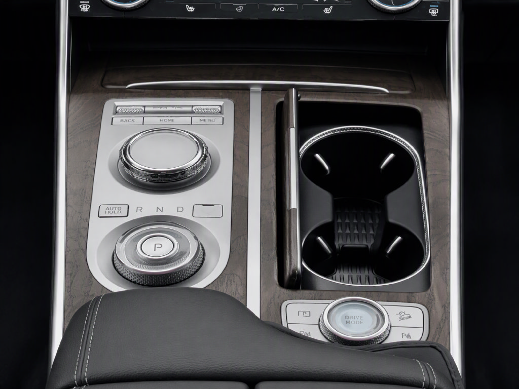 Used 2024 Genesis GV80 2.5T AWD/4WD image 39