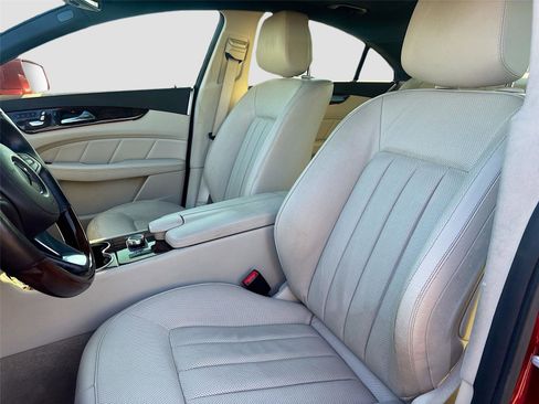 Used 2016 Mercedes-Benz CLS 550 4MATIC image 24