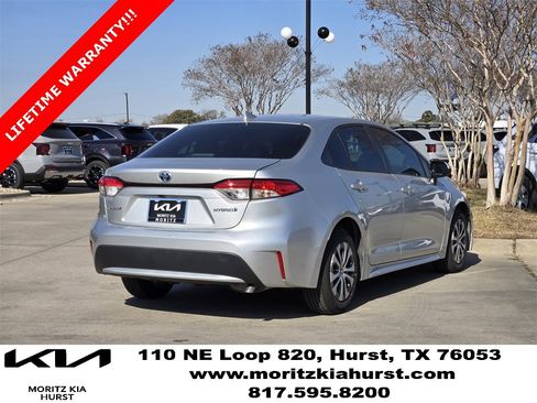 Used 2022 Toyota Corolla LE image 4