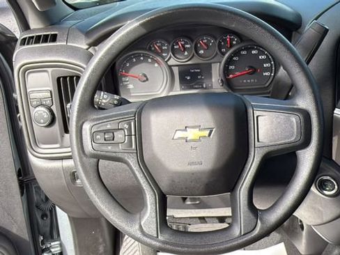 Used 2025 Chevrolet Silverado 1500 Custom image 21