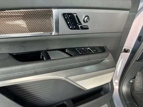 Certified 2026 Cadillac Vistiq Luxury AWD/4WD image 9