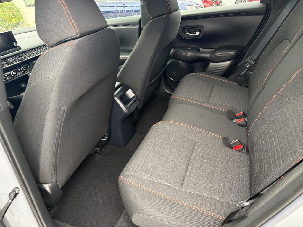 Used 2024 Honda HR-V Sport image 12