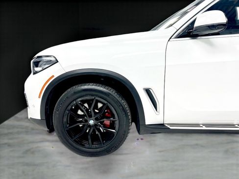 Used 2023 BMW X5 xDrive40i AWD/4WD image 39
