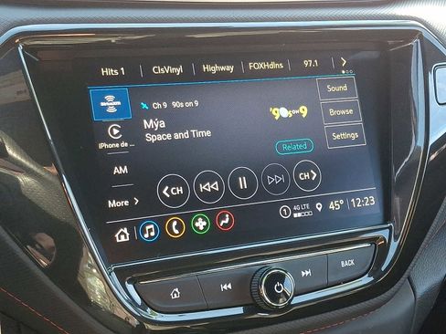 Used 2022 Chevrolet TrailBlazer RS w/ Technology Package image 17