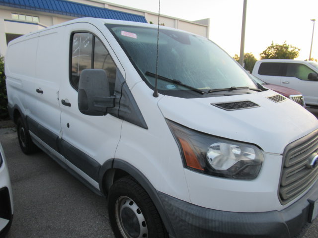Used 2018 Ford Transit 250 130 Low Roof RWD image 1