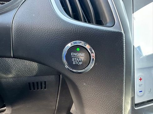 Used 2024 Ford Edge ST-Line image 17