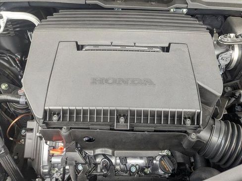 New 2025 Honda Pilot TrailSport image 18