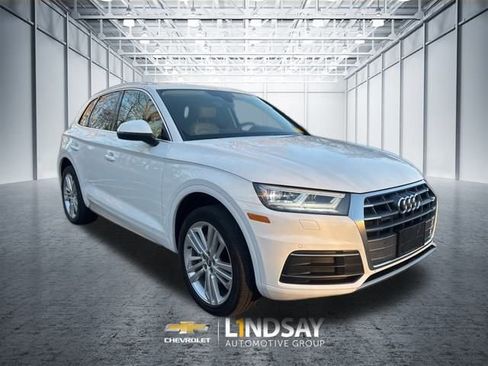 Used 2018 Audi Q5 2.0T Premium Plus w/ Premium Plus Package image 24