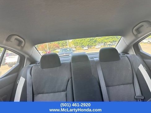 Used 2020 Nissan Versa SV FWD image 10