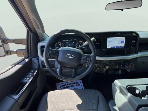 Used 2026 Ford F250 XL w/ XL Off-Road Package AWD/4WD image 11