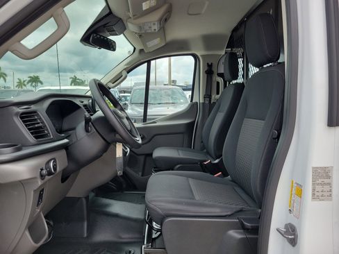 Used 2024 Ford Transit 250 Low Roof w/ Exterior Upgrade Package RWD image 14