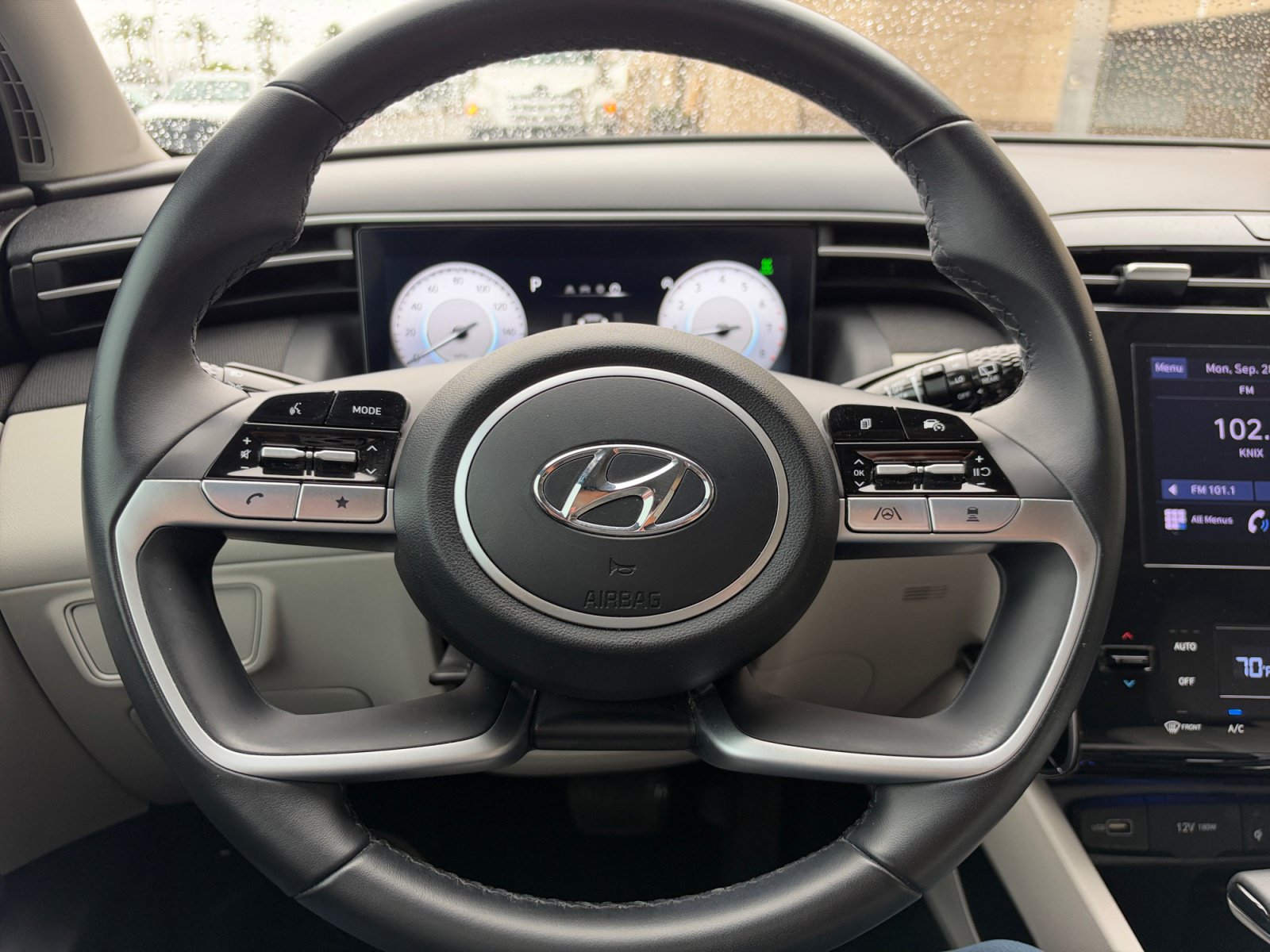 Certified 2023 Hyundai Tucson SEL w/ Convenience Package AWD/4WD image 9