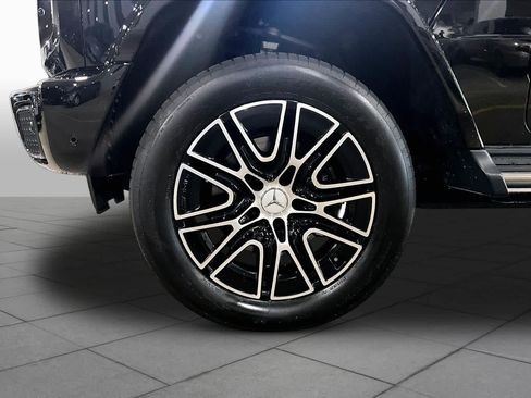 Used 2025 Mercedes-Benz G 580 w/ EQ Technology image 9