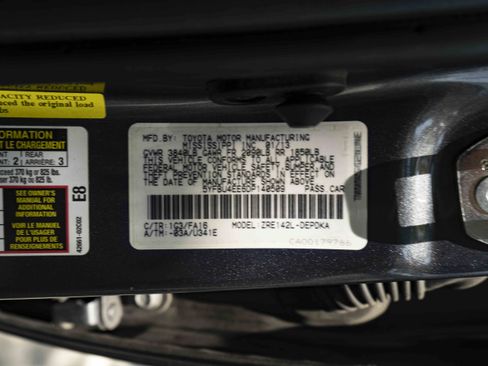 Used 2013 Toyota Corolla L FWD image 37