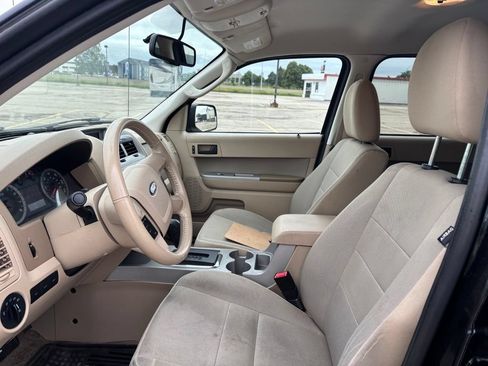 Used 2011 Ford Escape XLT AWD/4WD image 14