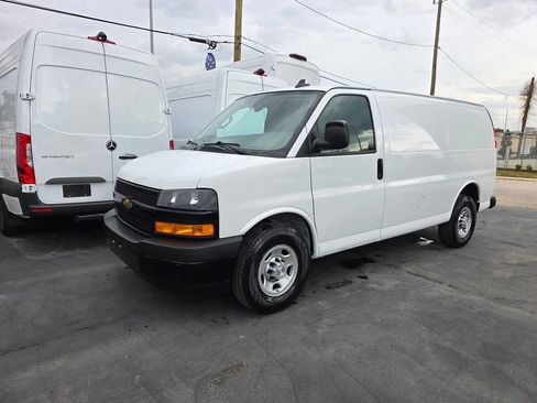 Used 2020 Chevrolet Express 2500 w/ Safety Package image 29