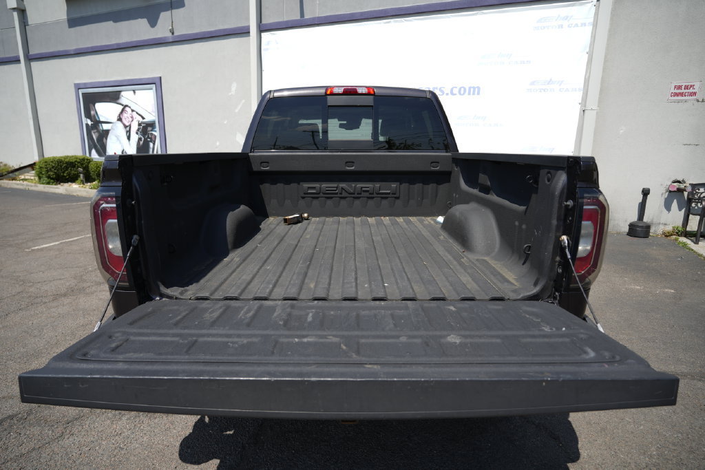 Used 2016 GMC Sierra 1500 Denali w/ Enhanced Driver Alert Package AWD/4WD image 15