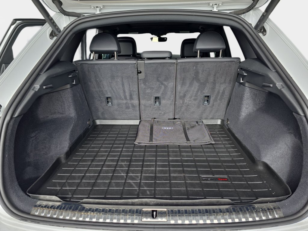 Used 2025 Audi Q3 2.0T Premium Plus AWD/4WD image 14