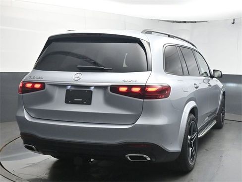 New 2026 Mercedes-Benz GLS 450 4MATIC image 7
