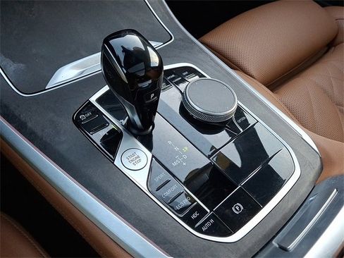 Used 2023 BMW X5 xDrive40i w/ Premium Package image 15