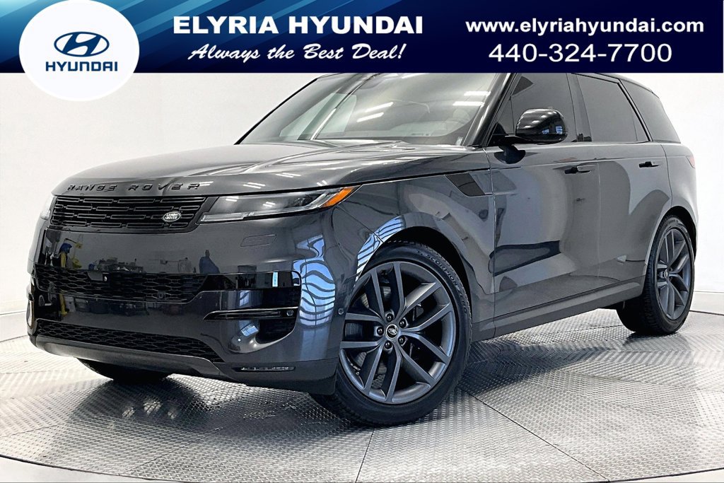 Used 2025 Land Rover Range Rover Sport SE AWD/4WD image 1