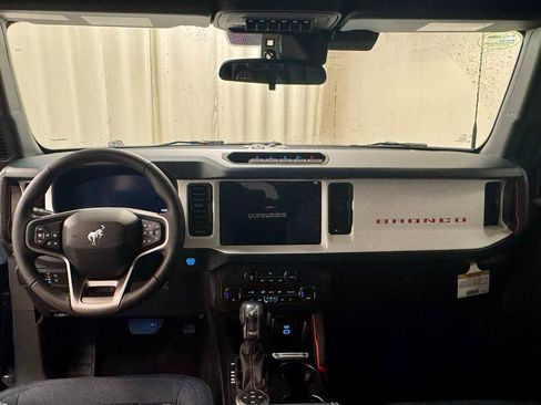 New 2025 Ford Bronco Heritage Edition image 18