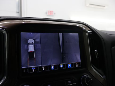 Used 2021 Chevrolet Silverado 2500 High Country w/ Z71 Off-Road Package image 22