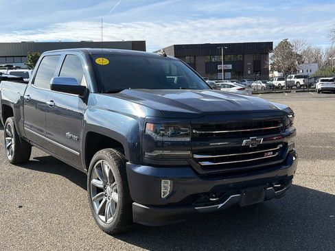 Used 2018 Chevrolet Silverado 1500 LTZ Z71 w/ Centennial Edition image 3
