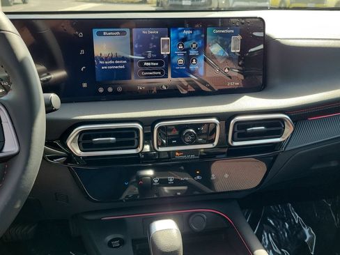 New 2026 Nissan Sentra SR w/ Floor Mat Package FWD image 11
