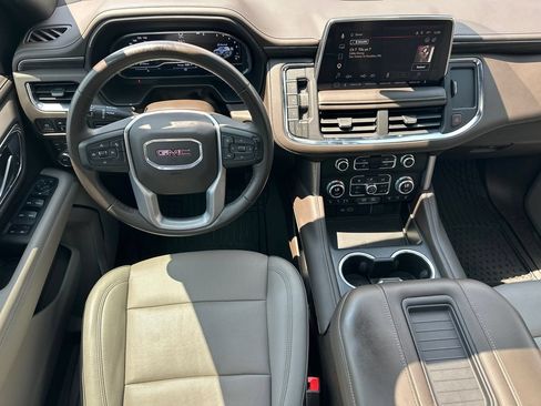 Used 2023 GMC Yukon SLT AWD/4WD image 25