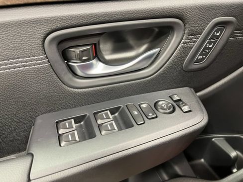 New 2026 Honda Pilot Elite image 13