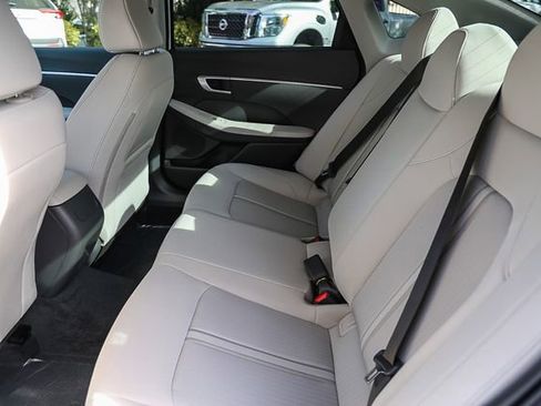 Certified 2025 Hyundai Sonata SE image 19