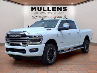 Used 2025 RAM 2500 Laramie AWD/4WD video 1