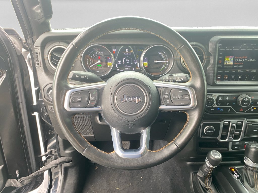 Used 2023 Jeep Wrangler Unlimited Sahara AWD/4WD image 12