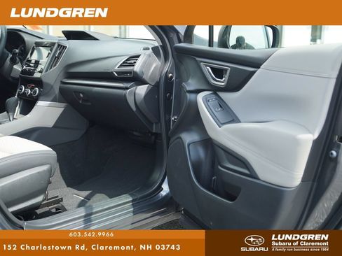 Used 2023 Subaru Forester Premium AWD/4WD image 8