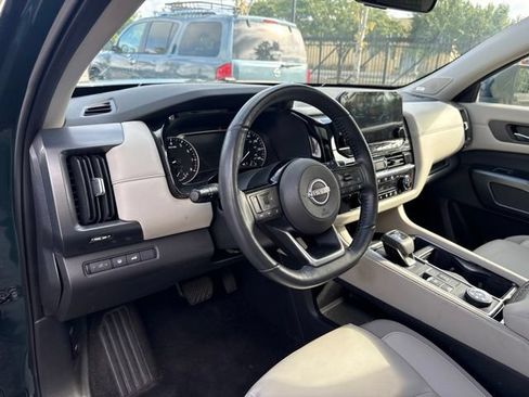 Used 2024 Nissan Pathfinder SL w/ SL Premium Package AWD/4WD image 21