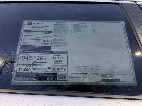 New 2025 Toyota RAV4 SE image 19