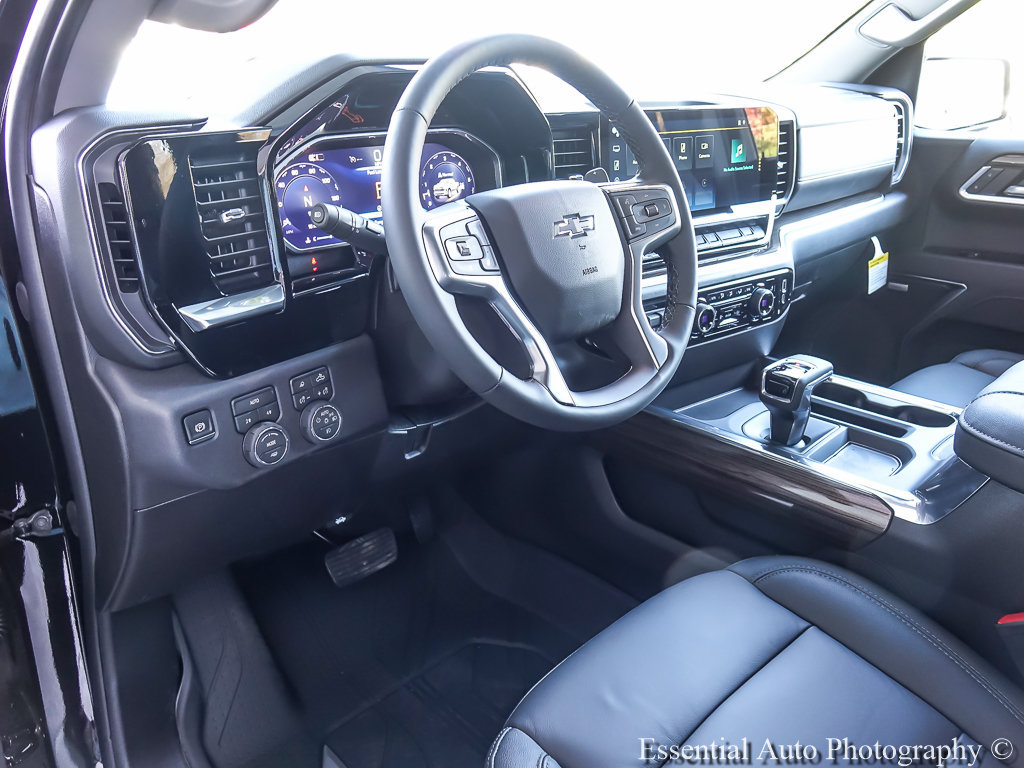 New 2026 Chevrolet Silverado 1500 RST w/ Redline Edition AWD/4WD image 11