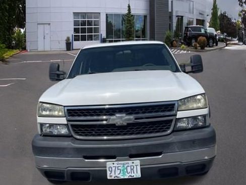 Used 2006 Chevrolet Silverado 2500 W/T RWD image 20