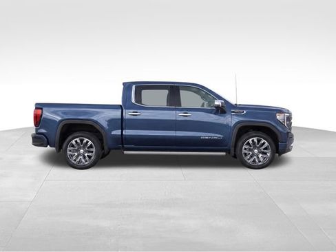 Used 2024 GMC Sierra 1500 Denali AWD/4WD image 8