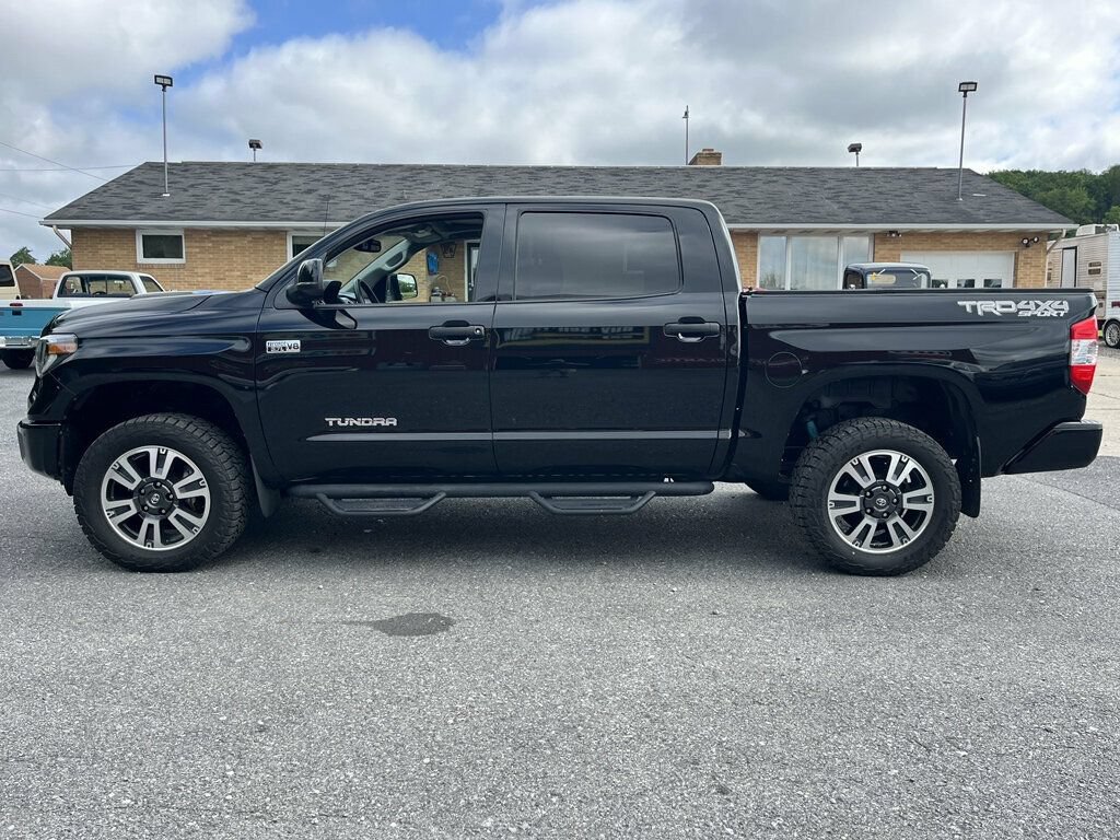 Used 2019 Toyota Tundra SR5 AWD/4WD image 6
