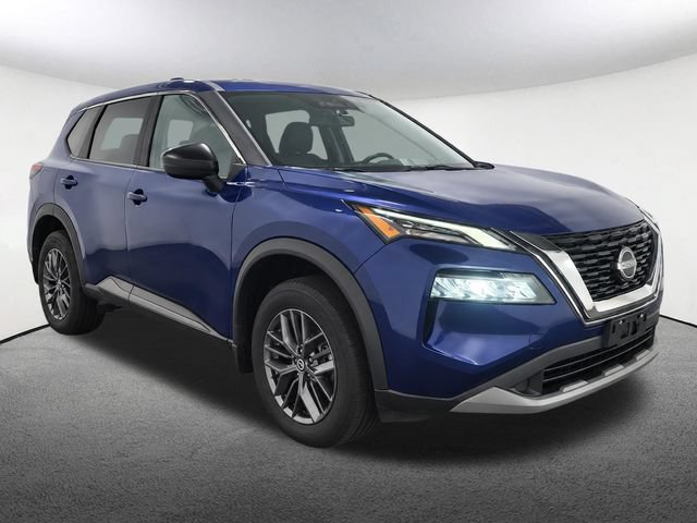 Used 2023 Nissan Rogue S AWD/4WD image 2