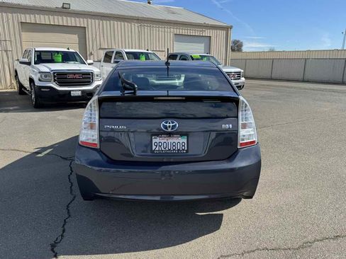 Used 2011 Toyota Prius Two image 8