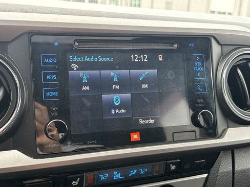 Used 2018 Toyota Tacoma Limited image 10