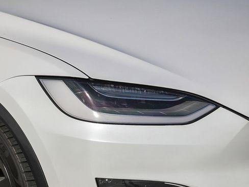 Used 2023 Tesla Model X AWD/4WD image 8