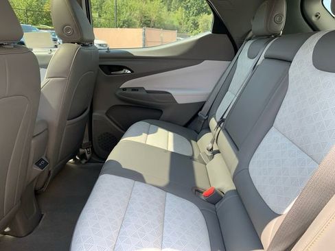 Used 2022 Chevrolet Bolt EUV Premier w/ Sun & Sound Package image 18